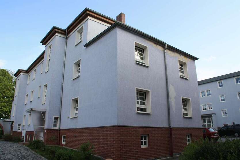Wohnung zum Mieten in Zeulenroda-Triebes 256,33 € 50.26 m²