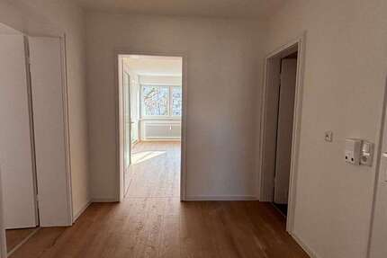 Wohnung Augsburg Hochzoll - 4 Zimmer, 85 m&sup2;, 1.038&euro; | Angebot:26789931