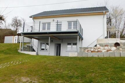 Haus Holzheim - 4 Zimmer, 85 m&sup2;, 1.200&euro; | Angebot:26546681