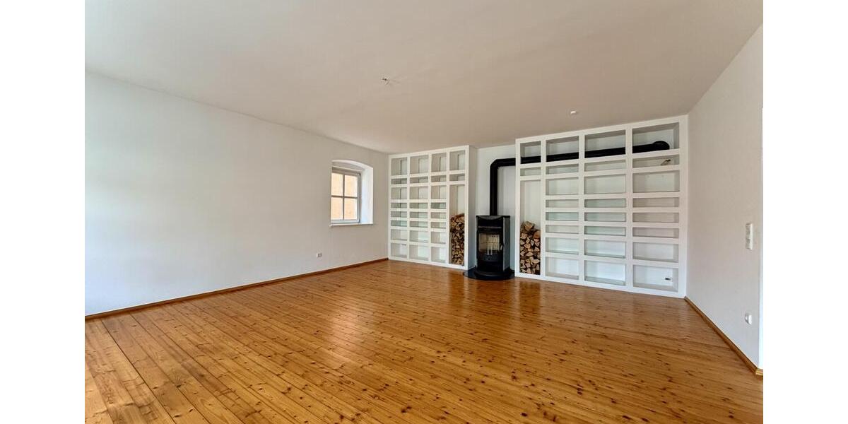 Etagenwohnung Bad Griesbach im Rottal - 5 Zimmer, 190 m&sup2;, 1.100&euro; | Angebot:26266948