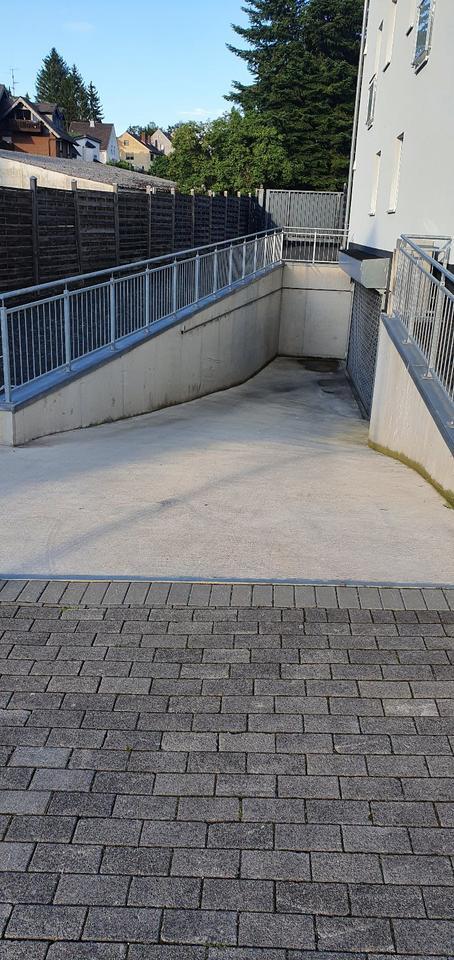Tiefgaragen Stellplatz