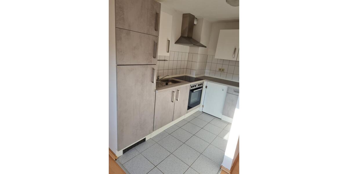 Dachgeschoßwohnung Burg Stargard - 1 Zimmer, 60 m&sup2;, 375&euro; | Angebot:20578438