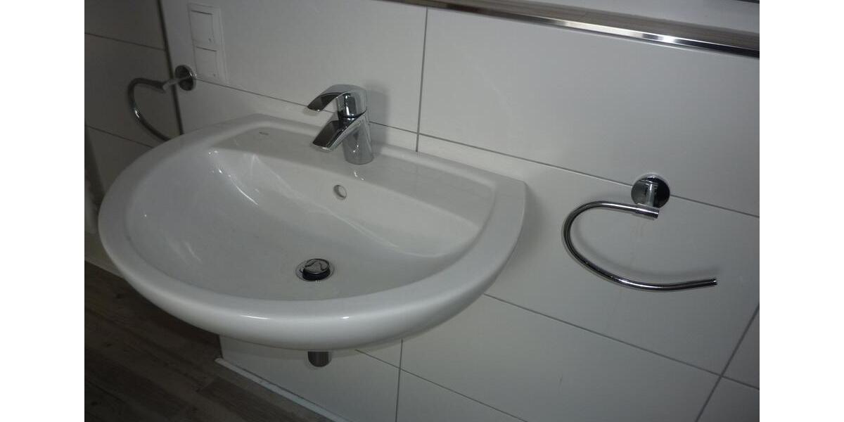 Dachgeschoßwohnung Menslage - 3 Zimmer, 100 m&sup2;, 700&euro; | Angebot:24308566