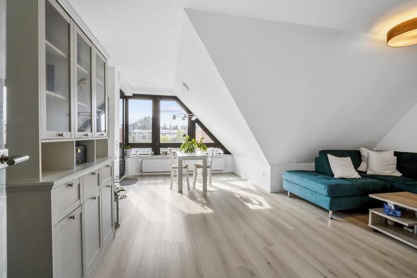 Delmenhorst Mitte | Moderne 2-Zi.-Wohnung mit Einbauküche, Loggia und Fahrstuhl zimmer