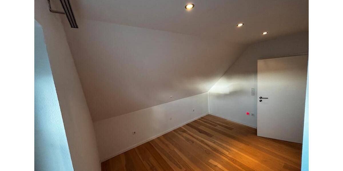 Dachgeschoßwohnung Melle Gesmold - 2.5 Zimmer, 70 m&sup2;, 870&euro; | Angebot:26239056
