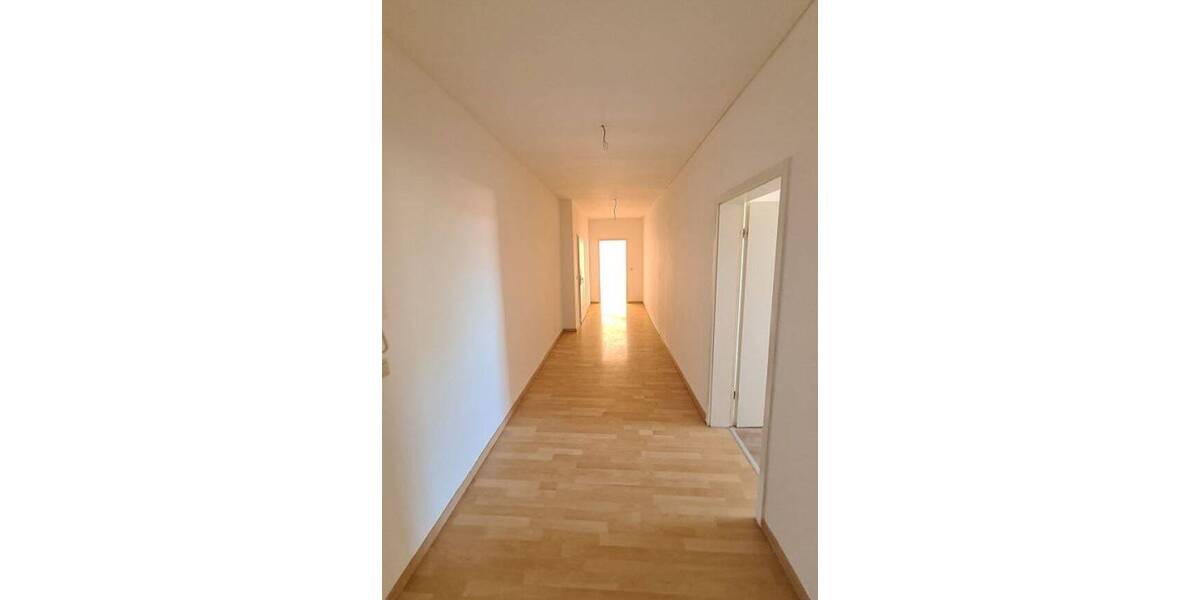 Etagenwohnung Chemnitz Sonnenberg - 3 Zimmer, 120 m&sup2;, 620&euro; | Angebot:26555099