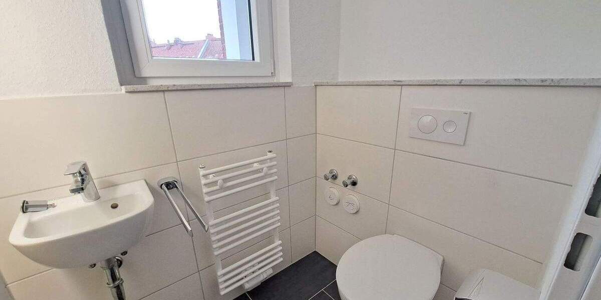 Etagenwohnung Bremerhaven Lehe - 3 Zimmer, 87 m&sup2;, 625&euro; | Angebot:25749026