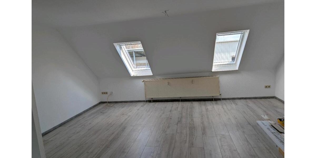 Dachgeschoßwohnung Wiesmoor - 2 Zimmer, 80 m&sup2;, 550&euro; | Angebot:25924021