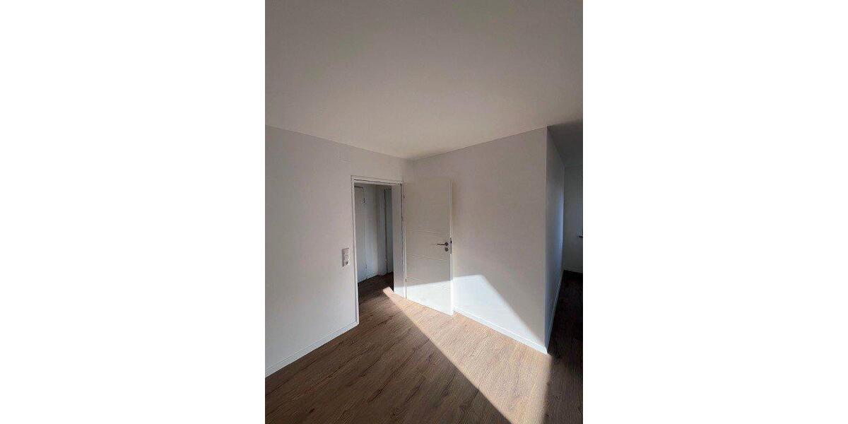 Dachgeschoßwohnung Barsinghausen - 4 Zimmer, 88 m&sup2;, 840&euro; | Angebot:26552078