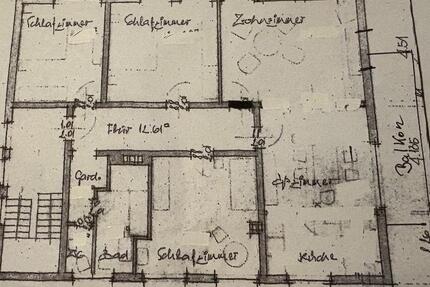 4 Zimmer Wohnung in Kallenhardt , Balkon , Stellplatz