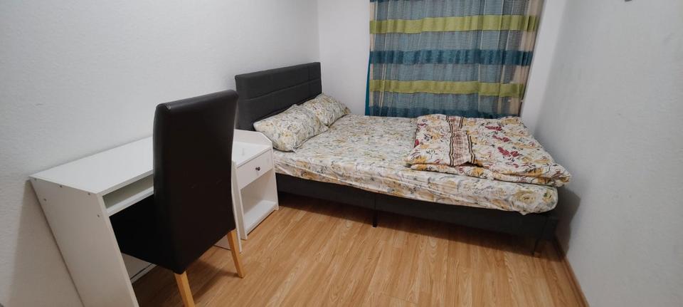 Wohnen auf Zeit Hamburg Altona - 1 Zimmer, 12 m&sup2;, 600&euro; | Angebot:26417502