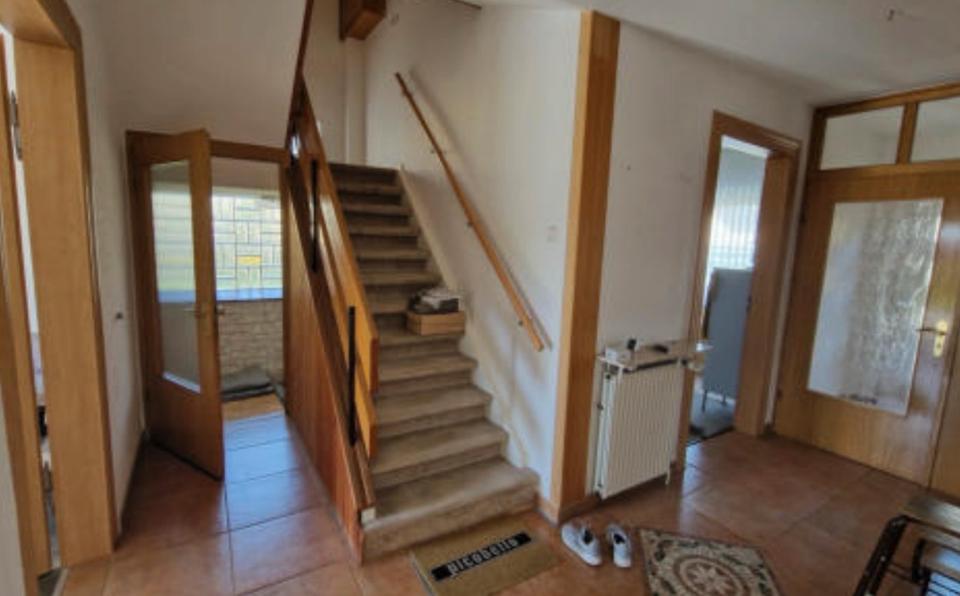 Einfamilienhaus Höxter - 8 Zimmer, 155 m&sup2;, 950&euro; | Angebot:26652609