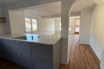 Wohnung Kuppenheim - 5 Zimmer, 127 m&sup2;, 1.600&euro; | Angebot:24976149