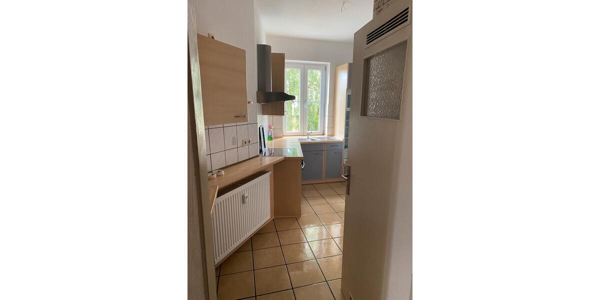 Etagenwohnung Güstrow - 3 Zimmer, 73 m&sup2;, 900&euro; | Angebot:26671060