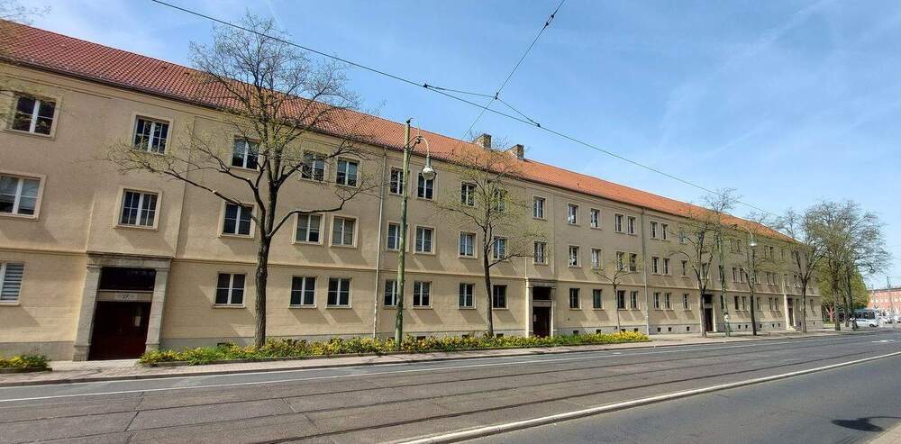 Mini 1-R-Wohnung mit EBK, 1.OG