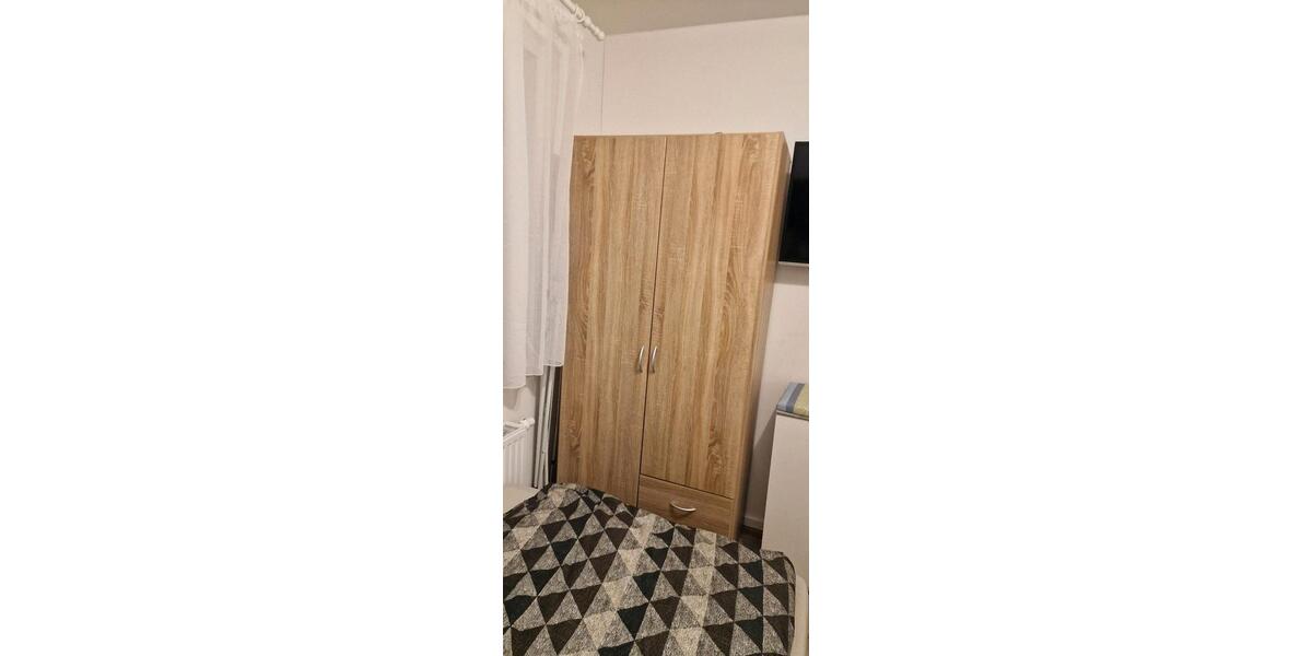 Etagenwohnung Schkeuditz - 1 Zimmer, 18 m&sup2;, 650&euro; | Angebot:25793056