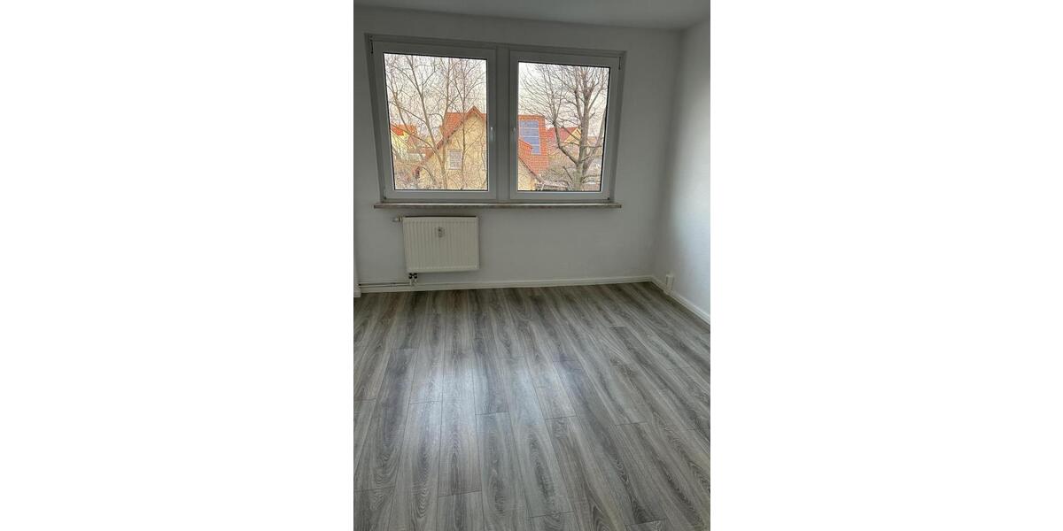 Etagenwohnung Bad Dürrenberg - 2 Zimmer, 47 m&sup2;, 280&euro; | Angebot:24629696