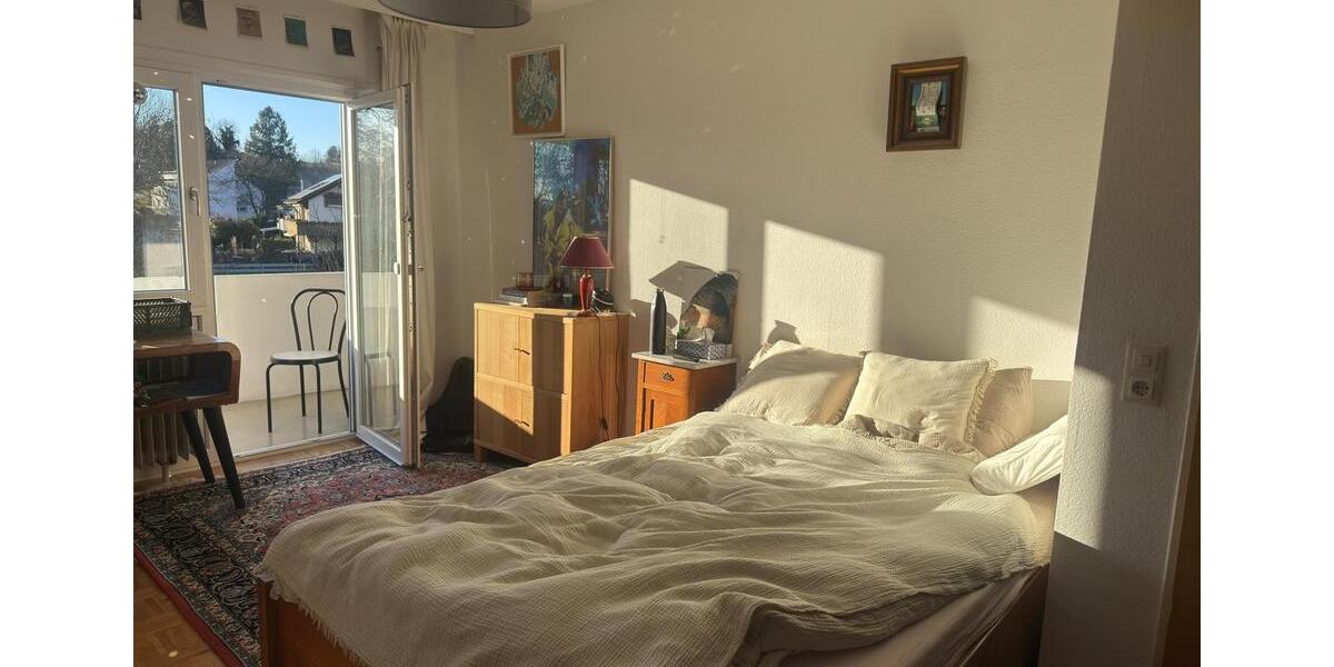 Etagenwohnung Freiburg im Breisgau Betzenhausen - 7 Zimmer, 160 m&sup2;, 1.800&euro; | Angebot:26336081