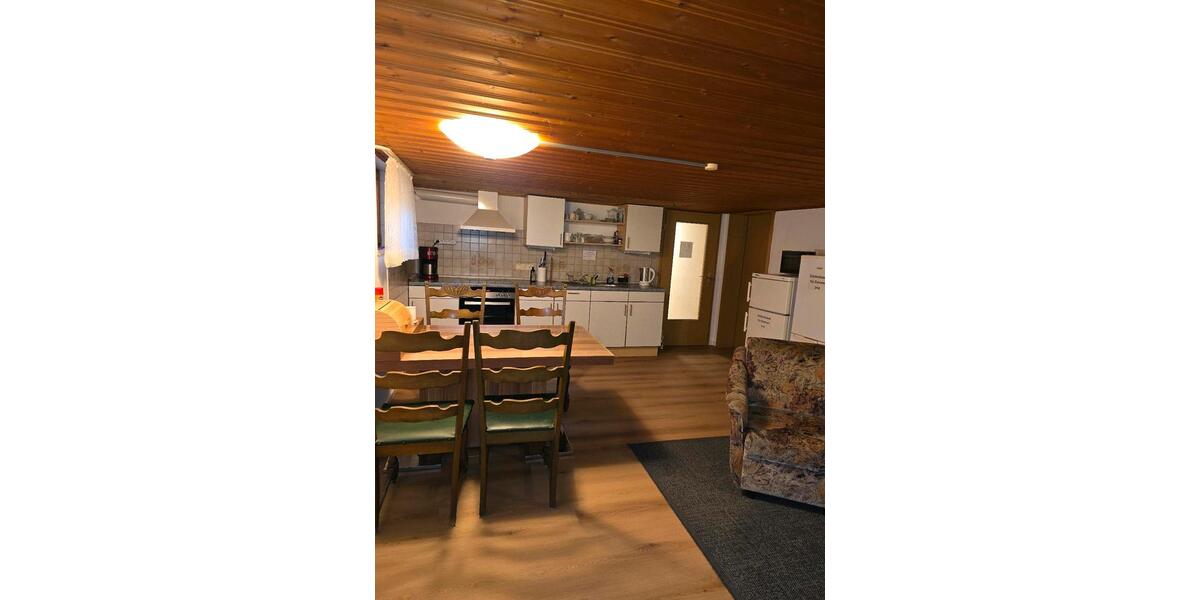 Wohnen auf Zeit Neustadt an der Donau - 5 Zimmer, 14 m&sup2;, 390&euro; | Angebot:26483066