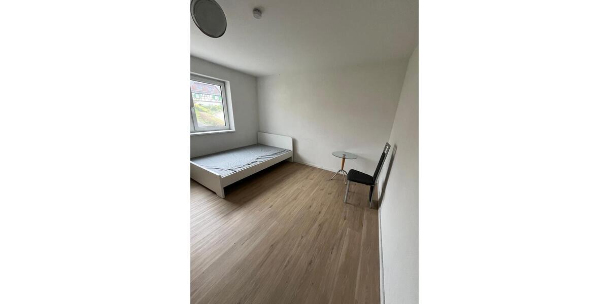 Wohnen auf Zeit Offenburg Elgersweier - 4 Zimmer, 20 m&sup2;, 500&euro; | Angebot:24617546