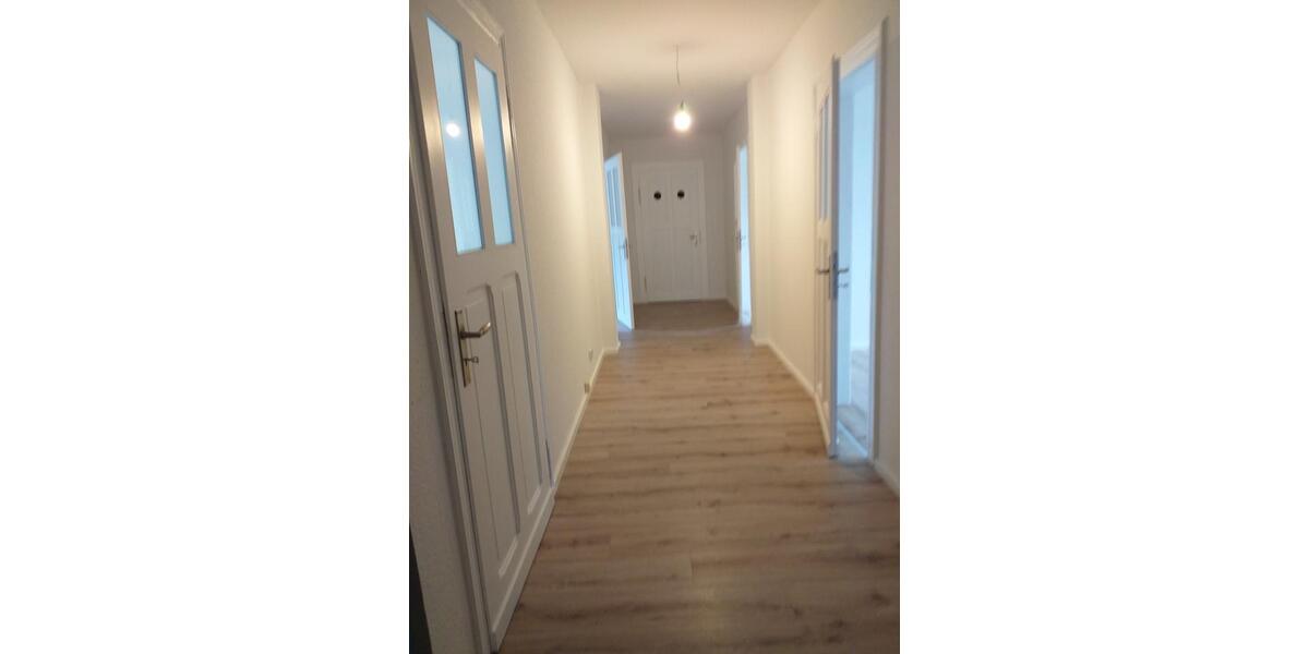 Erdgeschoßwohnung Breitenworbis - 4 Zimmer, 119 m&sup2;, 1.050&euro; | Angebot:26689674