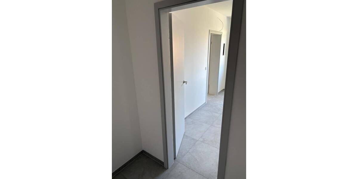 Etagenwohnung Ebernhahn - 2 Zimmer, 81 m&sup2;, 1.000&euro; | Angebot:25734849