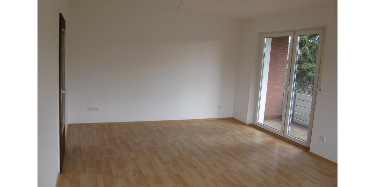 Schöne zentral gelegene Wohnung - 3 ZKB Balkon 3 zimmer