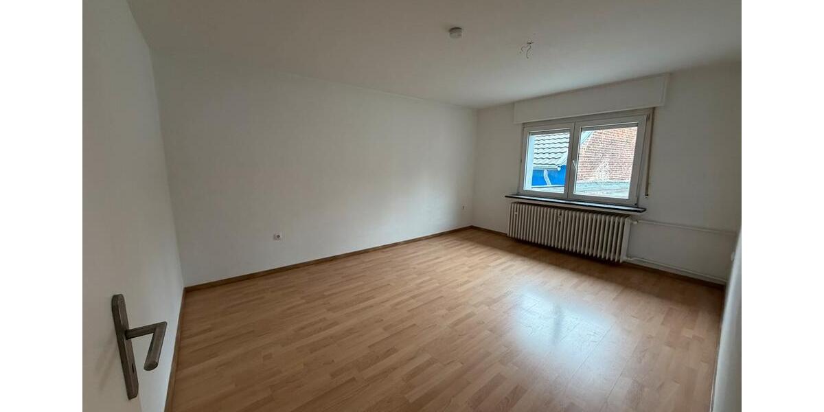 Maisonettenwohnung Köln Chorweiler - 4 Zimmer, 130 m&sup2;, 1.150&euro; | Angebot:24739683