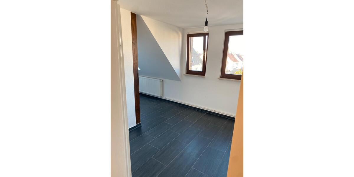 Dachgeschoßwohnung Dessau-Roßlau Dessau - 2 Zimmer, 59 m&sup2;, 400&euro; | Angebot:25783063