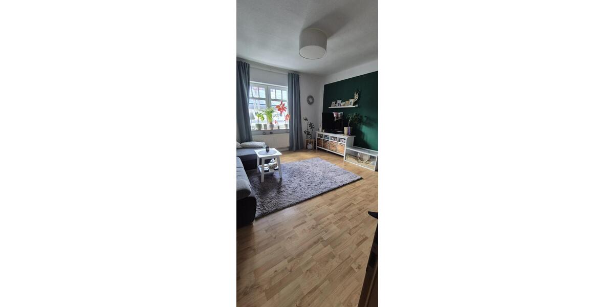 Etagenwohnung Sömmerda - 3 Zimmer, 91 m&sup2;, 700&euro; | Angebot:26279346