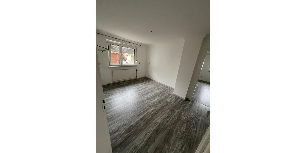 Haus zu Vermieten 3 ZKB Zentral LU ab Sofort zu Vermieten 3 zimmer