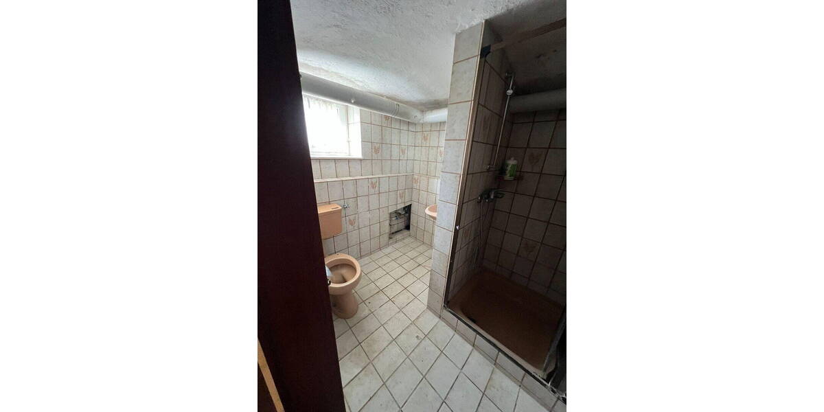 Etagenwohnung Obernkirchen - 6 Zimmer, 168 m&sup2;, 1.200&euro; | Angebot:26740854