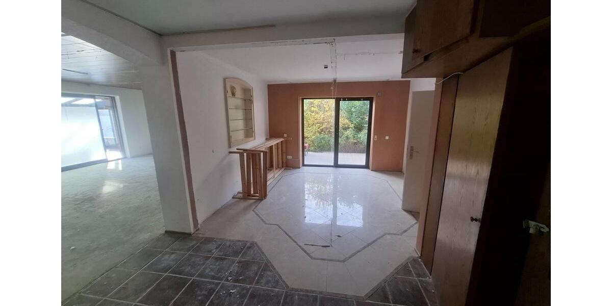 Großes Haus zur Zwischennutzung Wohnen oder Lager 18 Monate 5 zimmer