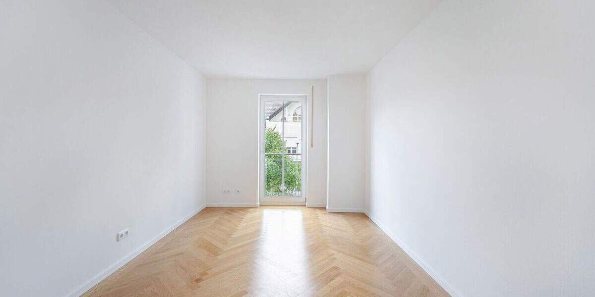 Etagenwohnung München Trudering-Riem - 4 Zimmer, 122 m&sup2;, 2.370&euro; | Angebot:25336192
