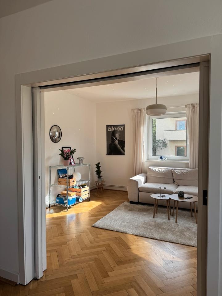 3-Zimmer-Altbauwohnung - frei ab 15.12 zimmer