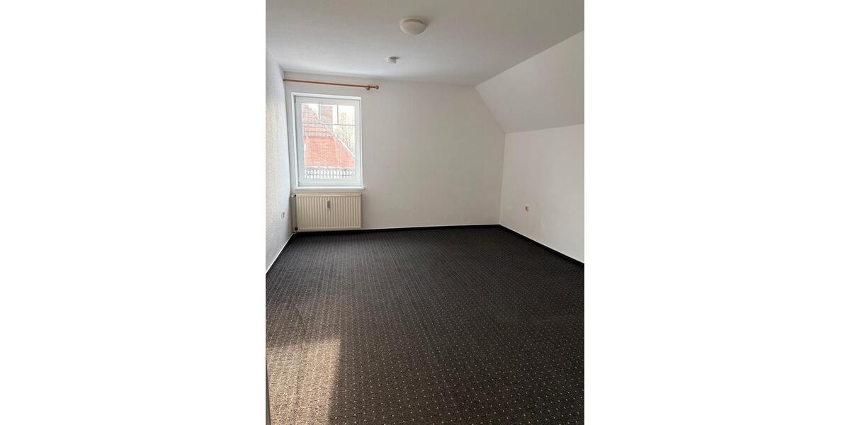 Dachgeschoßwohnung Wagenfeld - 4 Zimmer, 120 m&sup2;, 700&euro; | Angebot:26591236
