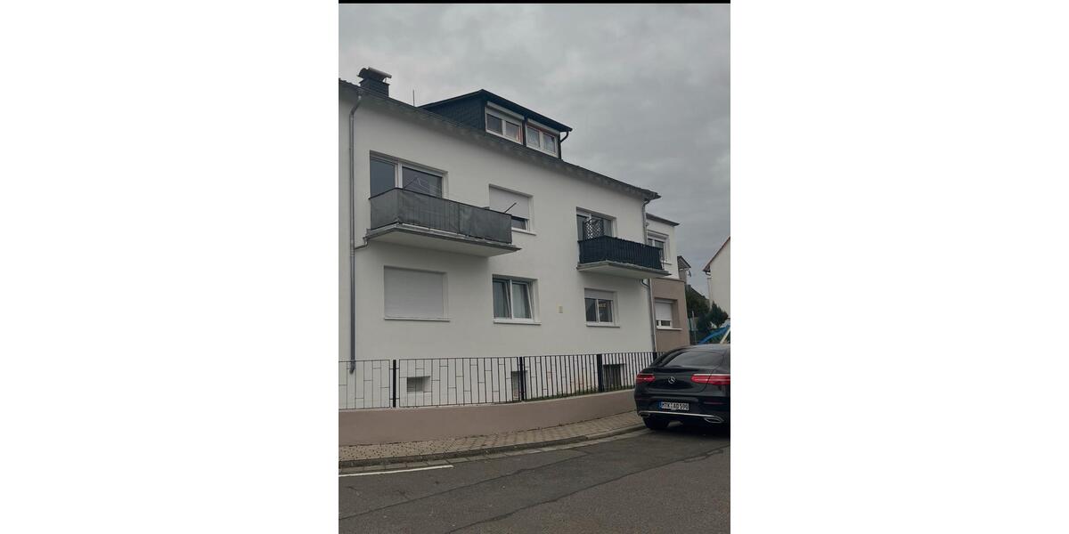 Etagenwohnung Hochheim am Main - 3 Zimmer, 83 m&sup2;, 950&euro; | Angebot:25906705