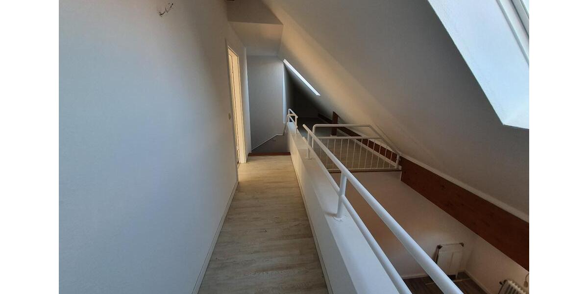 Maisonettenwohnung Waldshut-Tiengen Tiengen - 4.5 Zimmer, 122 m&sup2;, 1.200&euro; | Angebot:25102715