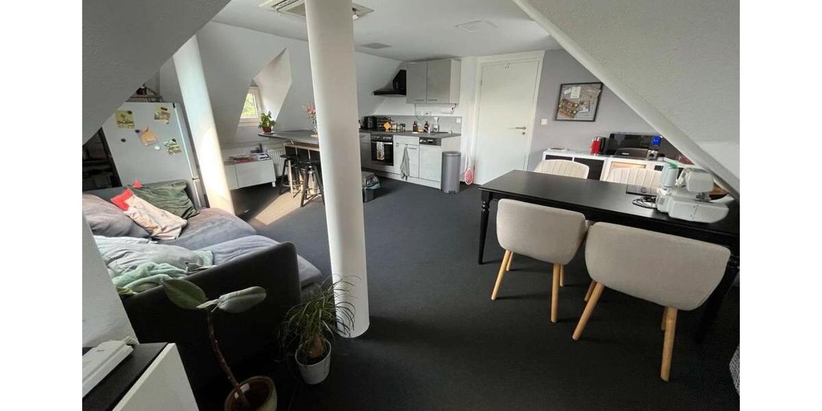 Dachgeschoßwohnung Sinn - 2.5 Zimmer, 81 m&sup2;, 900&euro; | Angebot:26293238