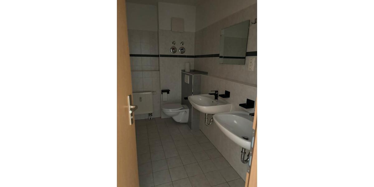 Etagenwohnung Stolpen - 3 Zimmer, 90 m&sup2;, 750&euro; | Angebot:25994643