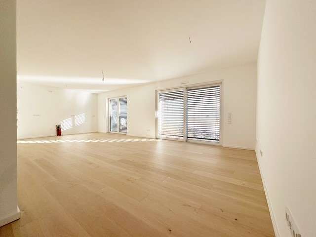 Wohnung zum Mieten in Junkersdorf 2.700 € 128.17 m²
