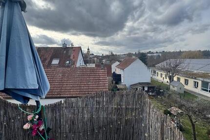 Wohnung Kitzingen - 2 Zimmer, 63 m&sup2;, 500&euro; | Angebot:25257451