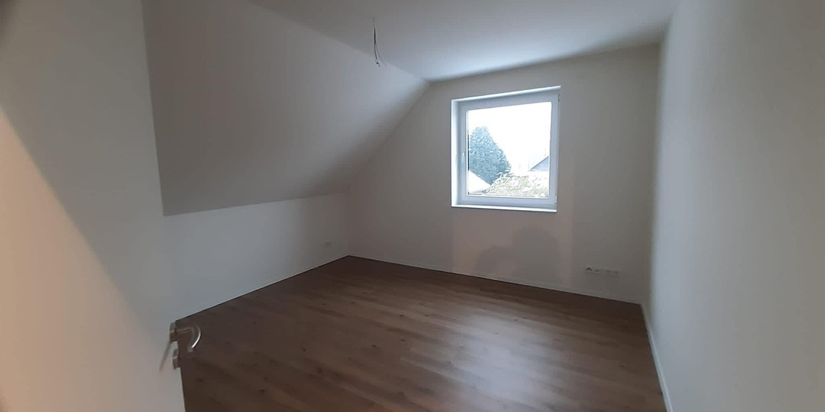 ***3 Zimmer Dachgeschosswohnung*** - Dachgeschoßwohnung Westoverledingen Flachsmeer | Angebot:24822063