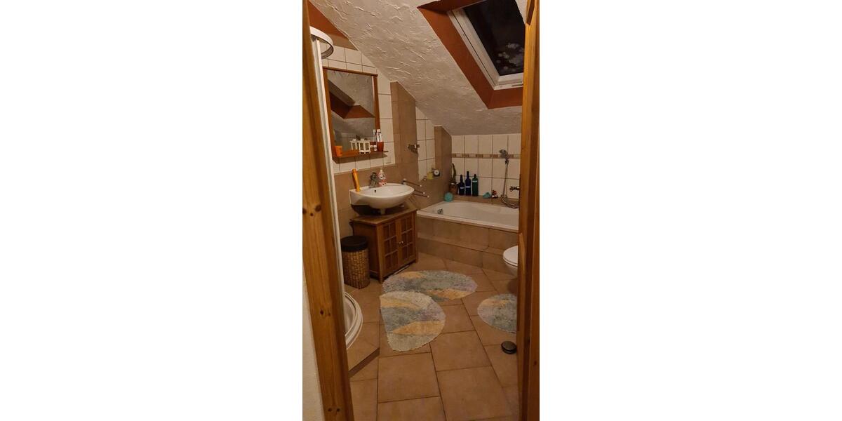 Einfamilienhaus Walldürn - 7 Zimmer, 230 m&sup2;, 2.290&euro; | Angebot:26348519