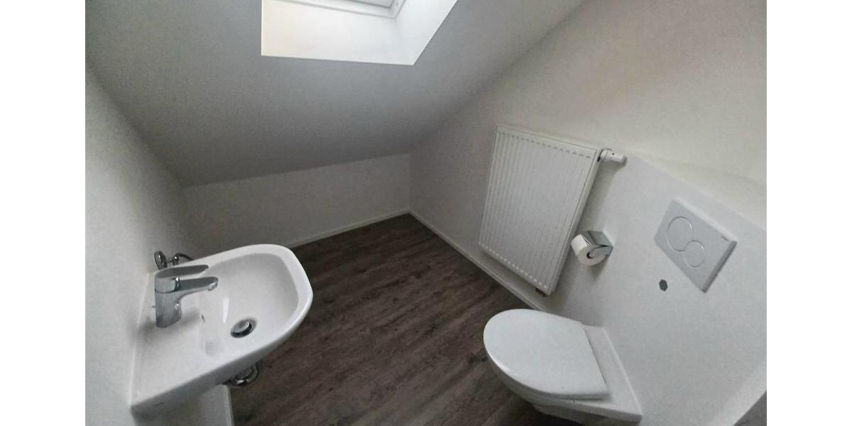 Etagenwohnung Kehl - 5 Zimmer, 200 m&sup2;, 1.800&euro; | Angebot:23846186