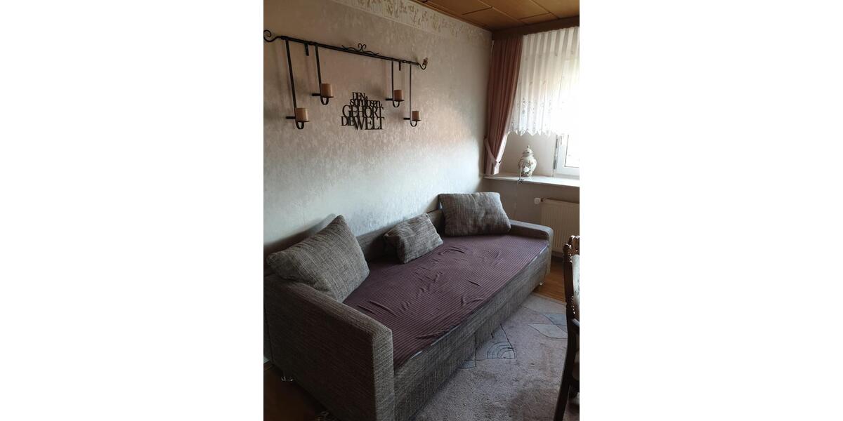 Wohnen auf Zeit Spangenberg - 3 Zimmer, 100 m&sup2;, 19&euro; | Angebot:19160284
