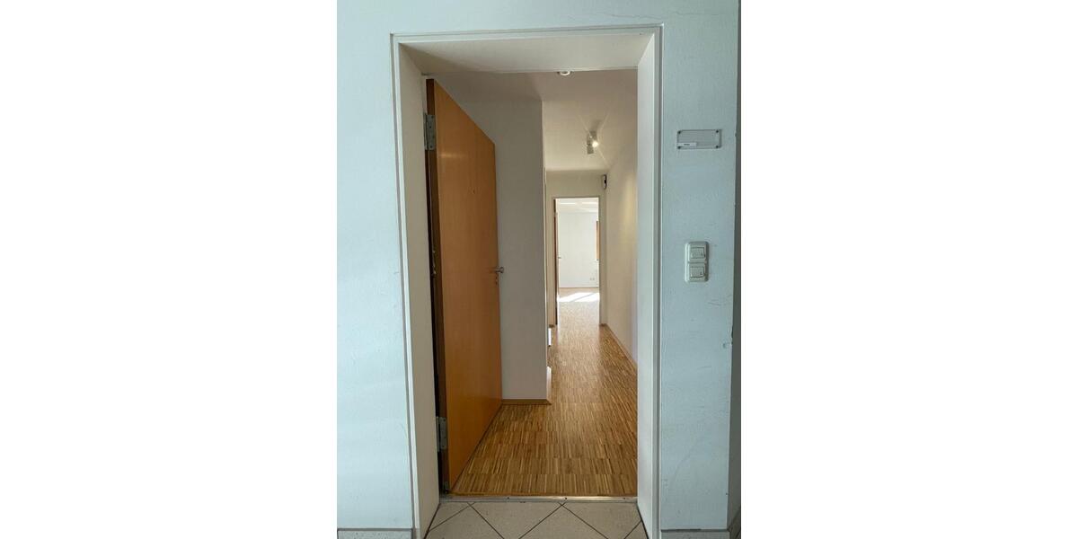 Etagenwohnung Blomberg - 2 Zimmer, 41 m&sup2;, 325&euro; | Angebot:25294076