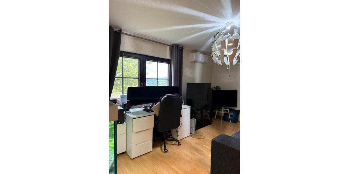 Etagenwohnung Merenberg - 5 Zimmer, 170 m&sup2;, 1.350&euro; | Angebot:26155183