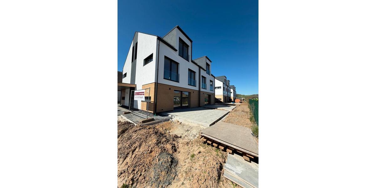 Doppelhaushälfte Marburg - 5 Zimmer, 160 m&sup2;, 1.750&euro; | Angebot:26033296