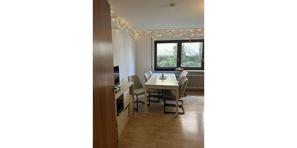 Etagenwohnung Ludwigsburg Oßweil - 2.5 Zimmer, 64 m&sup2;, 760&euro; | Angebot:26002665